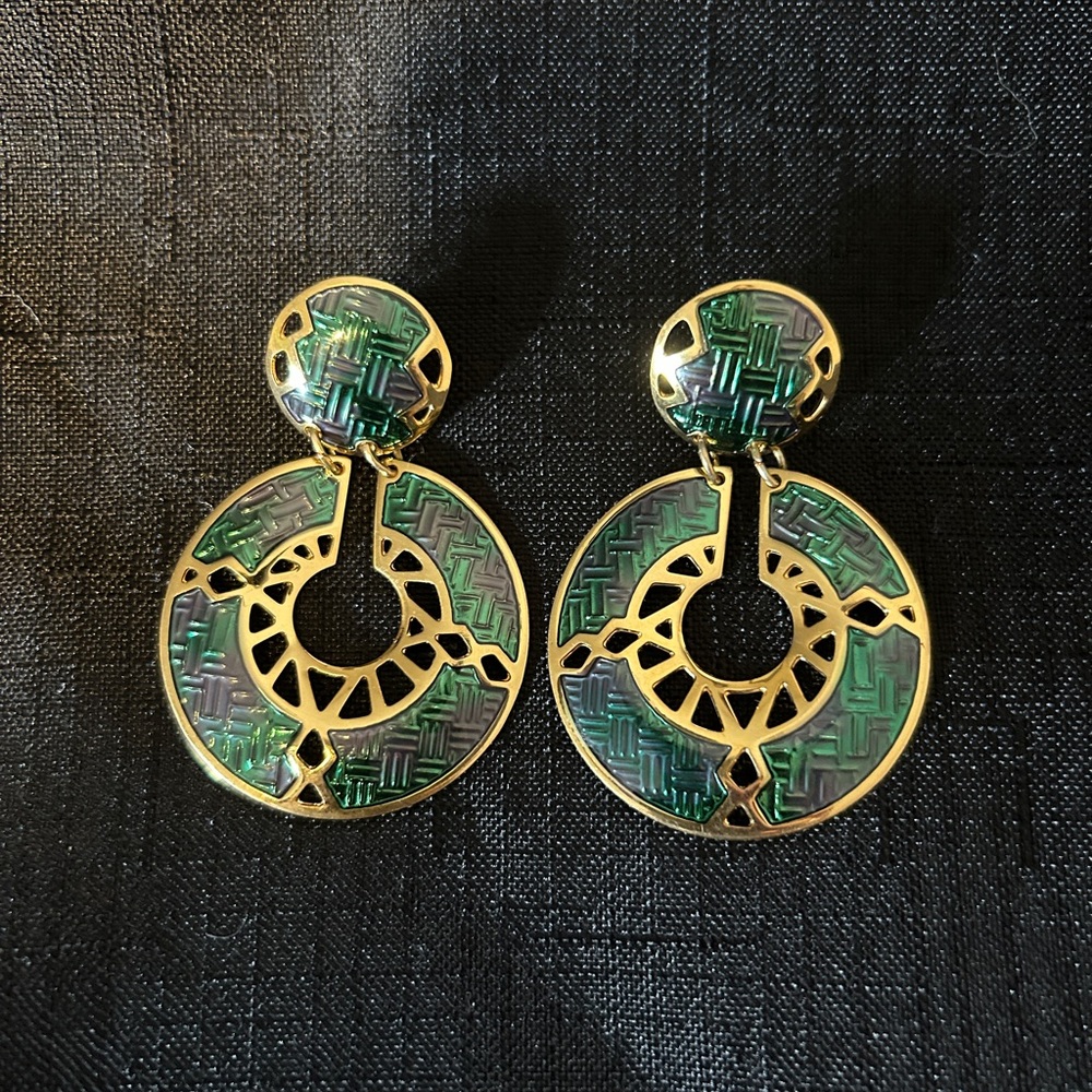 Art Deco Chic Gold and Green Patterned Earrings